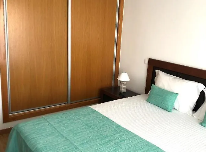 Alojamentos Campo & Mar-t2 Com Piscina Apartmán São Martinho do Porto