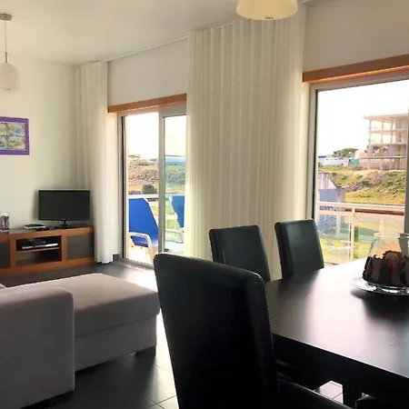 Apartamento Alojamentos Campo & Mar-t2 Com Piscina