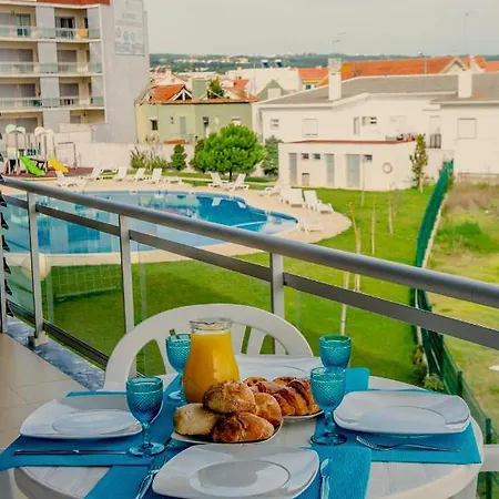 Alojamentos Campo & Mar-t2 Com Piscina * São Martinho do Porto